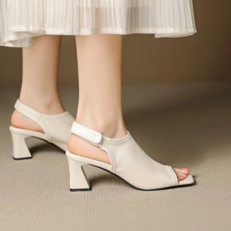รองเท้าส้นสูงแบบเปิดนิ้วเท้าทร - Casual Sandal Leather บทวิจารณ์และราคา